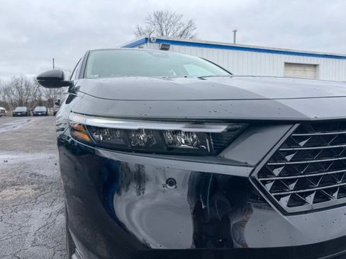 Used 2025 Honda Accord EX-L image 10