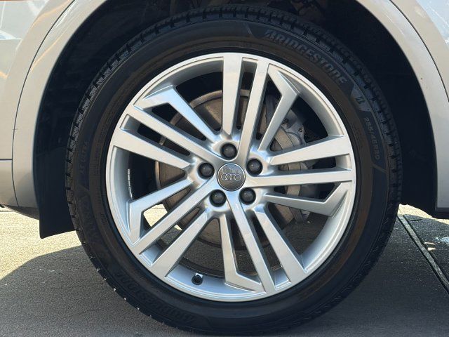 Used 2019 Audi Q5 2.0T Premium Plus AWD/4WD image 33