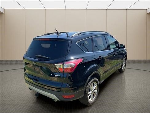 Used 2018 Ford Escape SE w/ SE Sync 3 Package AWD/4WD image 15