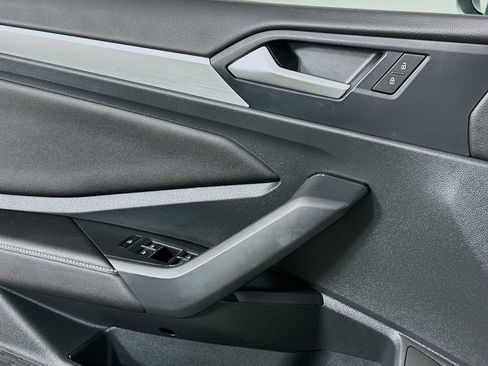 Used 2025 Volkswagen Jetta S FWD image 15