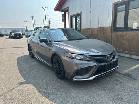 Used 2021 Toyota Camry XSE FWD image 2