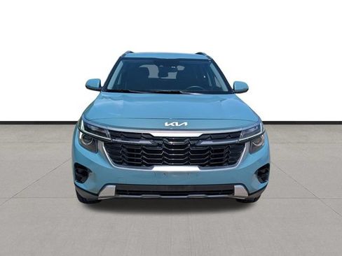 Used 2025 Kia Seltos EX FWD image 2