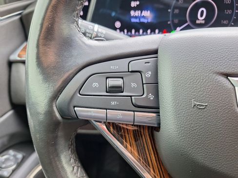 Used 2023 Cadillac Escalade ESV Luxury RWD image 17