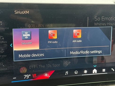 Used 2025 BMW X7 xDrive40i w/ Premium Package image 19