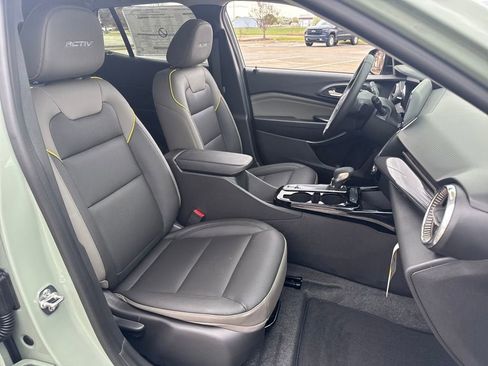 New 2026 Chevrolet Trax ACTIV w/ Driver Confidence Package FWD image 12