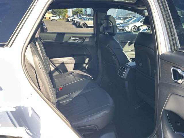 Used 2025 Kia Sportage X-Pro Prestige AWD/4WD image 17