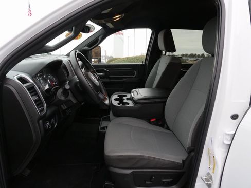 Used 2024 RAM 3500 Big Horn image 16