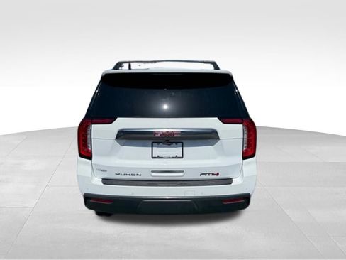 Used 2023 GMC Yukon XL AT4 w/ Technology Package AWD/4WD image 6
