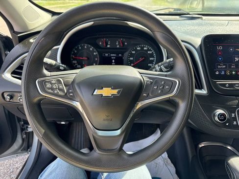 Used 2024 Chevrolet Malibu LT image 13