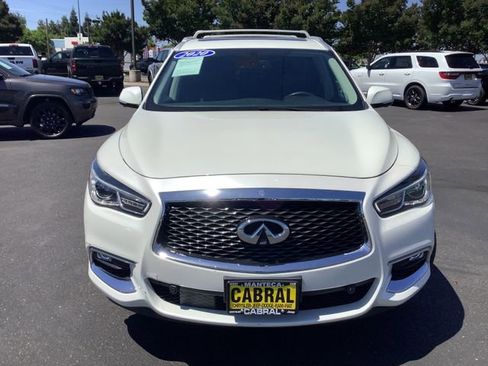 Used 2020 INFINITI QX60 Luxe w/ Essential Package AWD/4WD image 4
