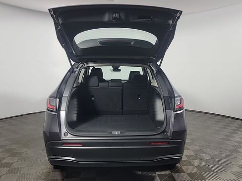 Certified 2023 Honda HR-V LX image 6