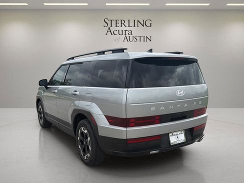 Used 2025 Hyundai Santa Fe SEL FWD image 7