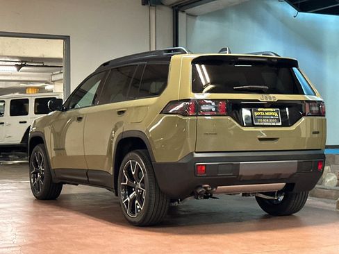 New 2026 Jeep Cherokee Overland w/ Advanced Pro Tech Group AWD/4WD image 3