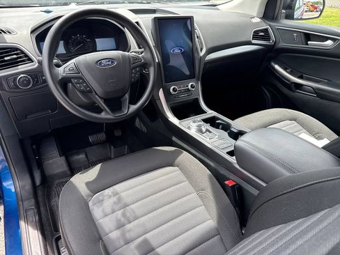 Used 2024 Ford Edge SE w/ Black Appearance Package AWD/4WD image 13