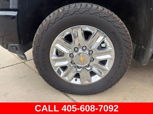 Used 2024 Chevrolet Silverado 2500 High Country w/ High Country Premium Package AWD/4WD image 13