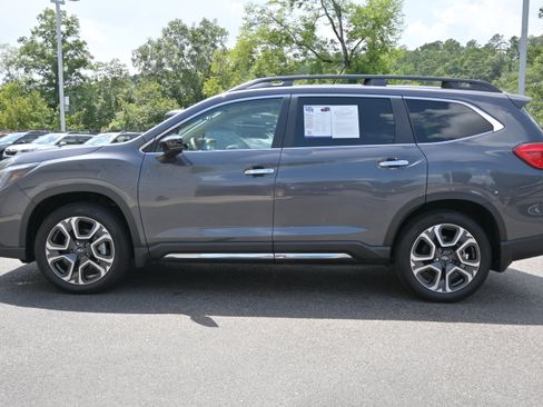 Used 2026 Subaru Ascent Touring AWD/4WD image 6