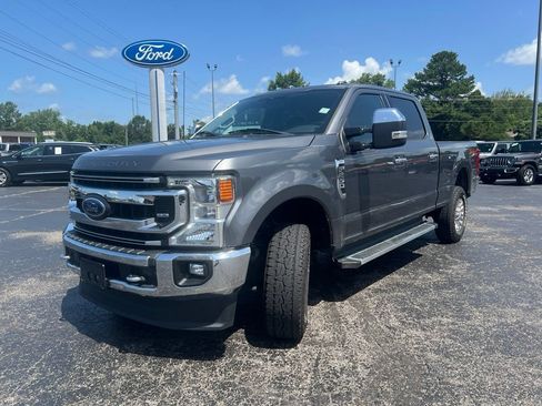 Used 2022 Ford F250 XLT w/ XLT Premium Package AWD/4WD image 6