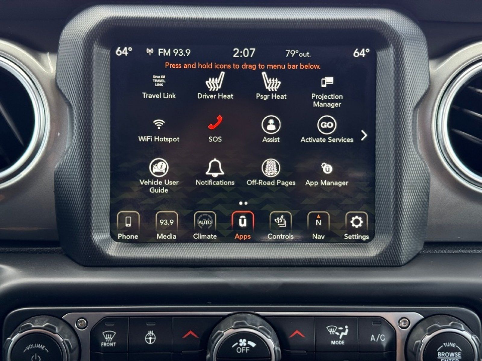 Used 2020 Jeep Gladiator Overland w/ Uconnect 4C Nav & Sound Group AWD/4WD image 15