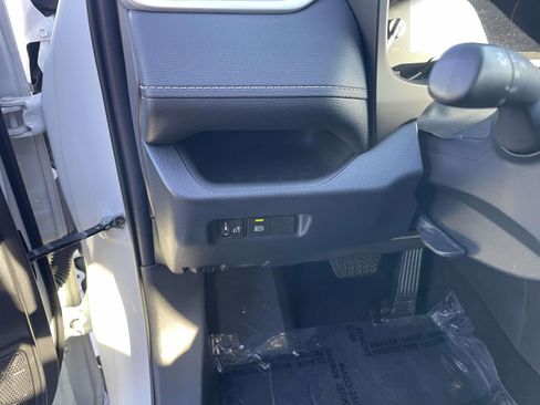 Used 2023 Toyota RAV4 XLE image 25