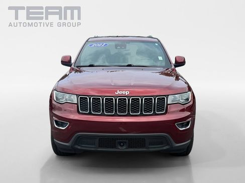 Used 2021 Jeep Grand Cherokee Laredo RWD image 2