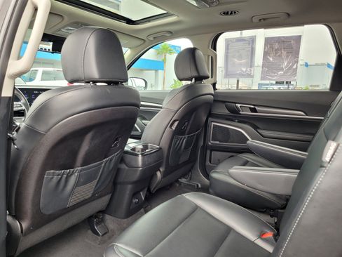 Used 2025 Kia Telluride S AWD/4WD image 15