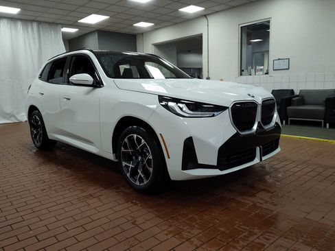 Used 2026 BMW X3 xDrive30i w/ M Sport Package AWD/4WD image 6