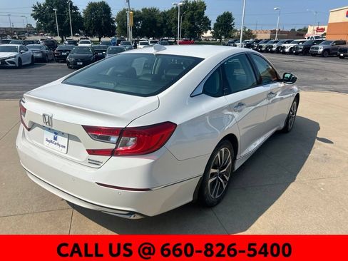 Used 2020 Honda Accord Touring image 6