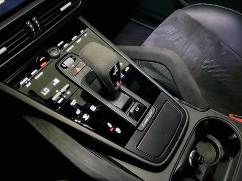 Used 2022 Porsche Cayenne Turbo GT AWD/4WD image 20