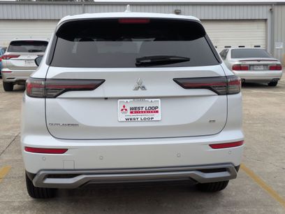 New 2026 Mitsubishi Outlander SE
