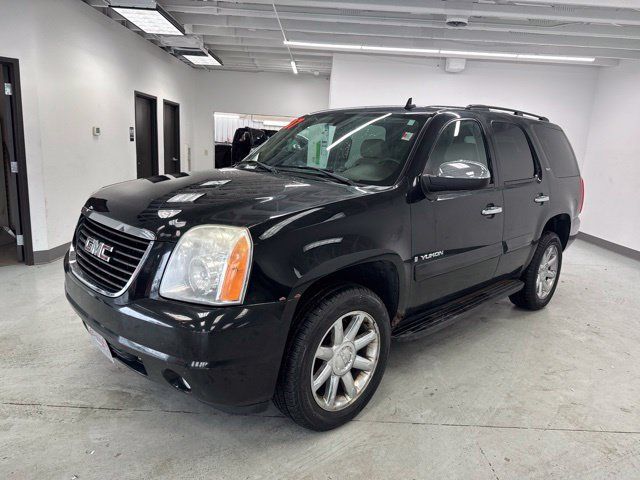 Used 2007 GMC Yukon SLT w/ SLT Preferred Equipment Group AWD/4WD image 6