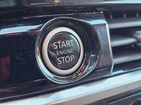 Used 2023 Nissan Pathfinder Platinum image 14