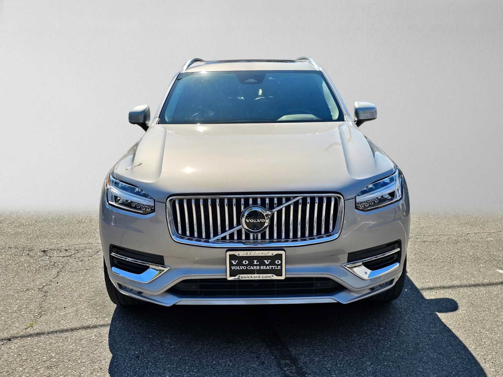 Used 2024 Volvo XC90 B6 Plus w/ Protection Package Premier AWD/4WD image 8