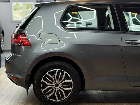 Used 2015 Volkswagen Golf S FWD image 13