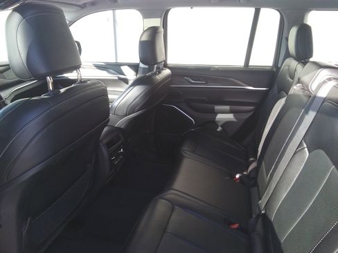 Used 2022 Jeep Grand Cherokee Limited 4xe w/ Luxury Tech Group II image 10