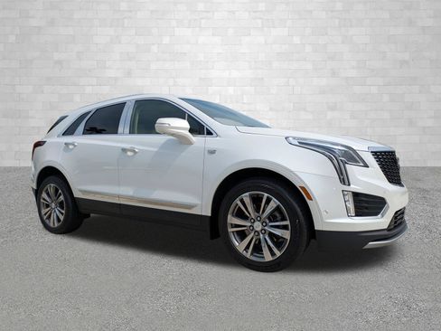 Used 2021 Cadillac XT5 Premium Luxury w/ Platinum Package FWD image 1