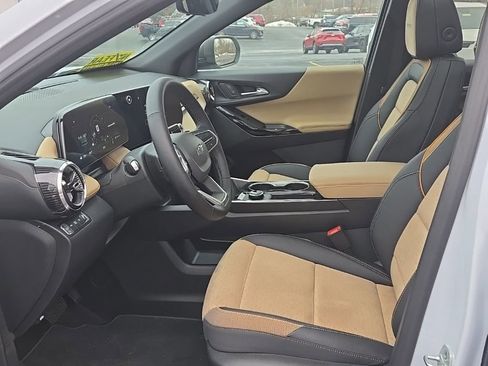 New 2026 Chevrolet Equinox ACTIV w/ Convenience Package III AWD/4WD image 11