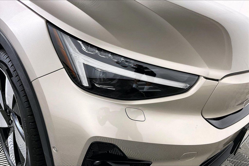 Used 2024 Volvo XC40 Recharge Ultimate w/ Protection Package Premier AWD/4WD image 27