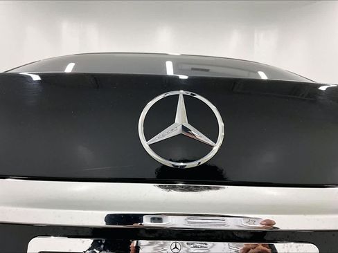 Used 2025 Mercedes-Benz S 500 4MATIC image 30
