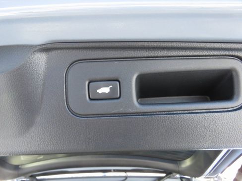 Used 2024 Honda Passport TrailSport image 18