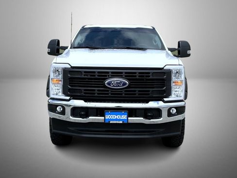 Used 2025 Ford F250 XL w/ XL Chrome Package AWD/4WD image 2