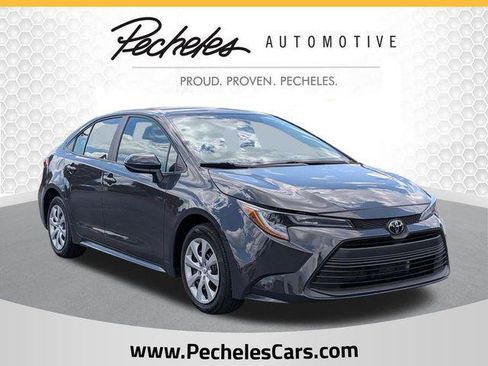 Certified 2026 Toyota Corolla LE FWD image 1