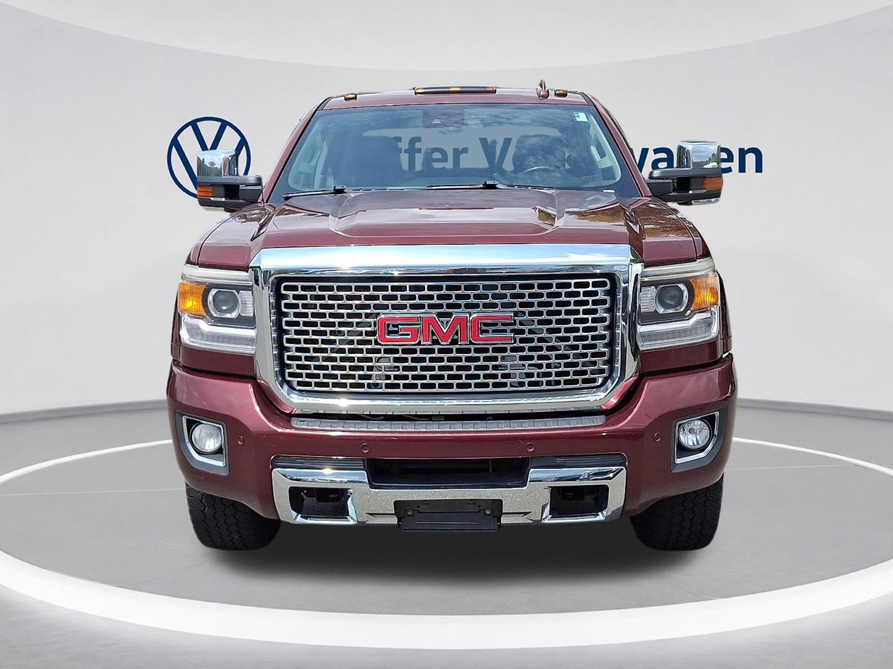 Used 2016 GMC Sierra 2500 Denali w/ Driver Alert Package AWD/4WD image 2