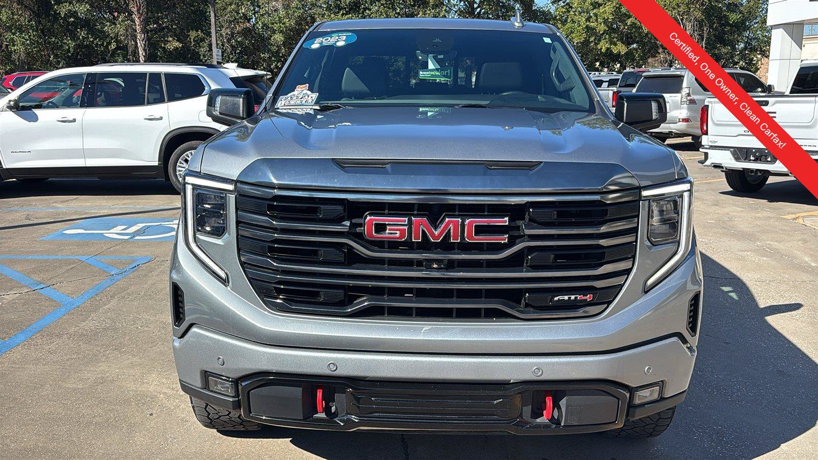 Used 2023 GMC Sierra 1500 AT4 w/ AT4 Premium Package AWD/4WD image 2