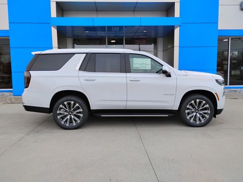 New 2026 Chevrolet Tahoe High Country w/ Sun And Tow Package AWD/4WD image 35