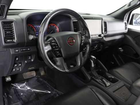 Used 2022 Nissan Frontier PRO-4X w/ Pro-4X Premium Package AWD/4WD image 30