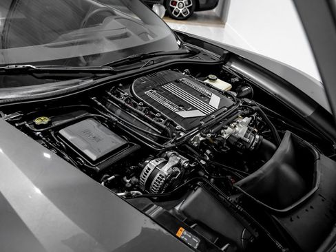 Used 2015 Chevrolet Corvette Z06 w/ 2LZ Preferred Equipment Group image 40