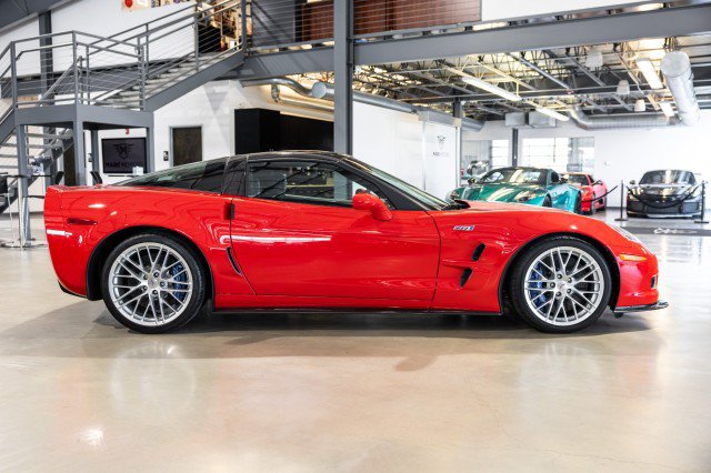 Used 2011 Chevrolet Corvette ZR1 w/ Preferred Equipment Group RWD image 7