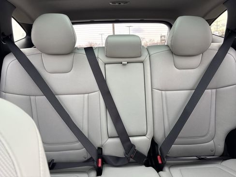 Certified 2023 Hyundai Tucson Limited w/ Cargo Package image 23