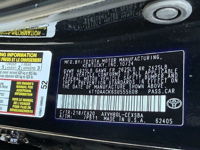 Used 2025 Toyota Camry SE FWD image 35