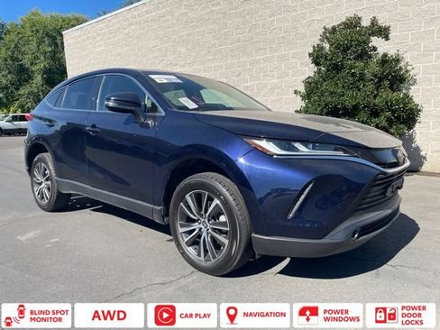 Used 2024 Toyota Venza LE AWD/4WD image 1
